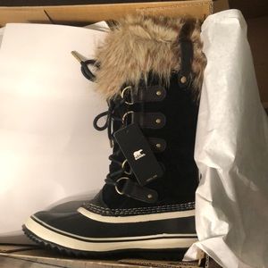 Sorel Joan of Artic Boots (Black)